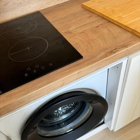 Diem In By Ta Leut Agency شقة